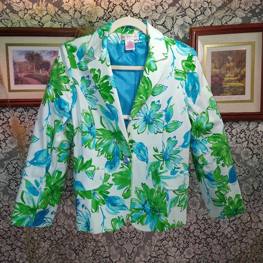 Susan Graver white blue green floral blazer jacket with shoulder pads button up